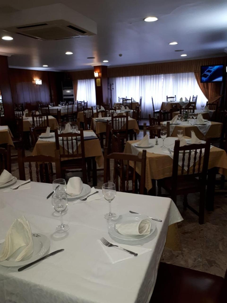 Hotel 2 De Mayo 2 Xinzo de Limia Eksteriør bilde